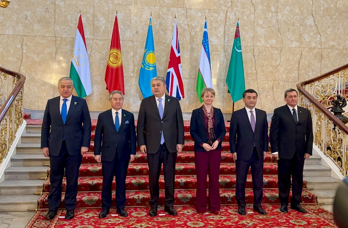 Central Asian countries and Britain hold foreign ministers’ meeting in ...